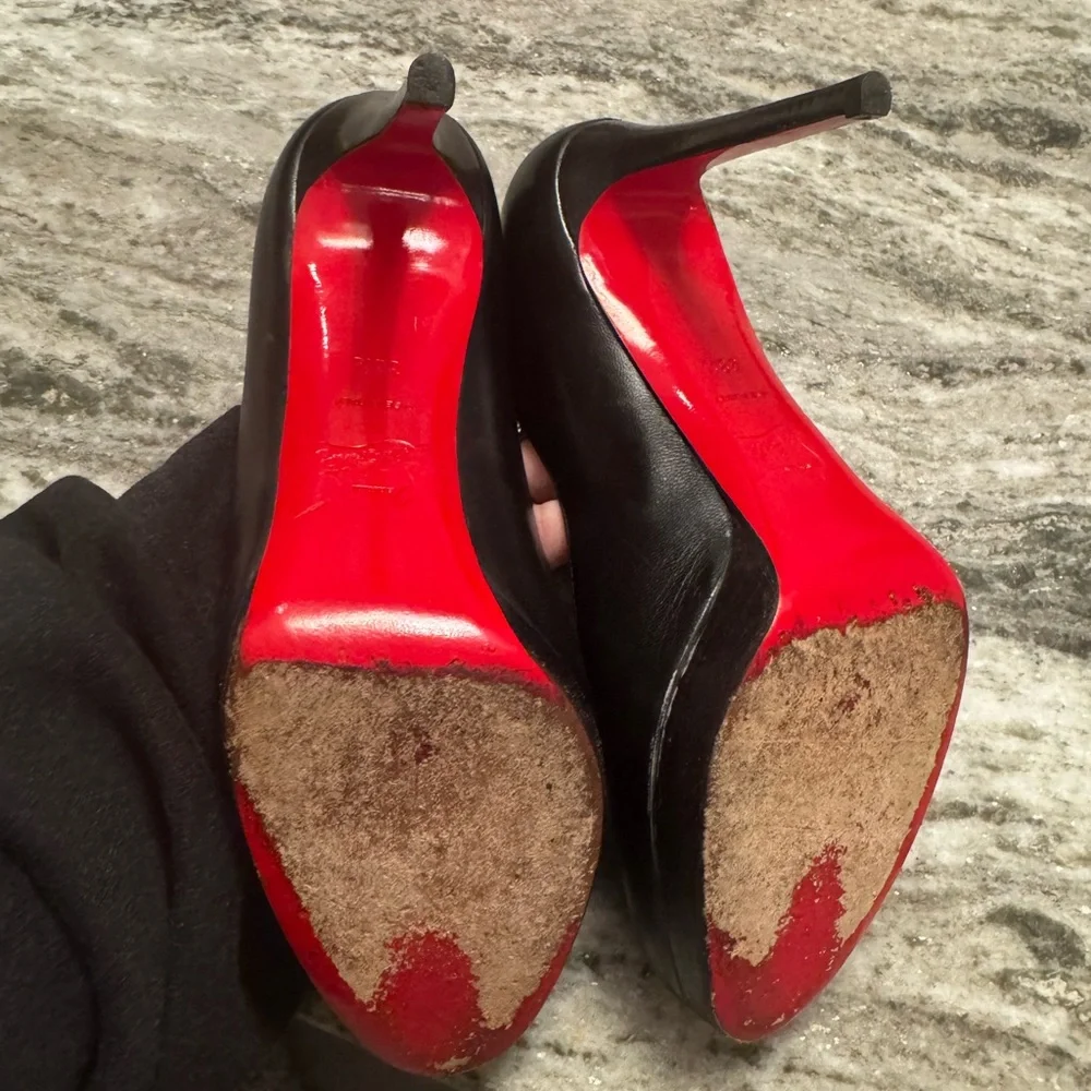 Christian Louboutin Black Leather High Heel Pumps with Red Soles - Picture 4 of 5